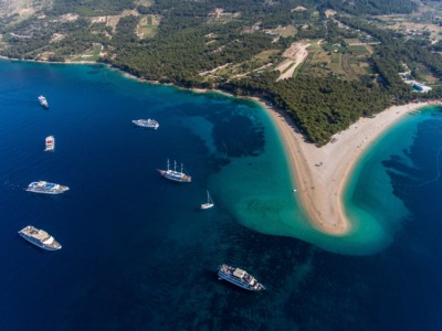 Zlatni,Rat,Is,Probably,The,Most,Famous,Beach,On,The